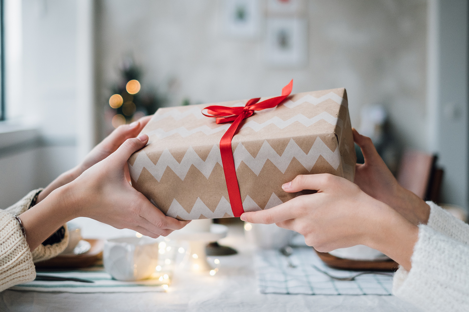 When is the ‘correct’ time to open Christmas presents? | Better Homes
