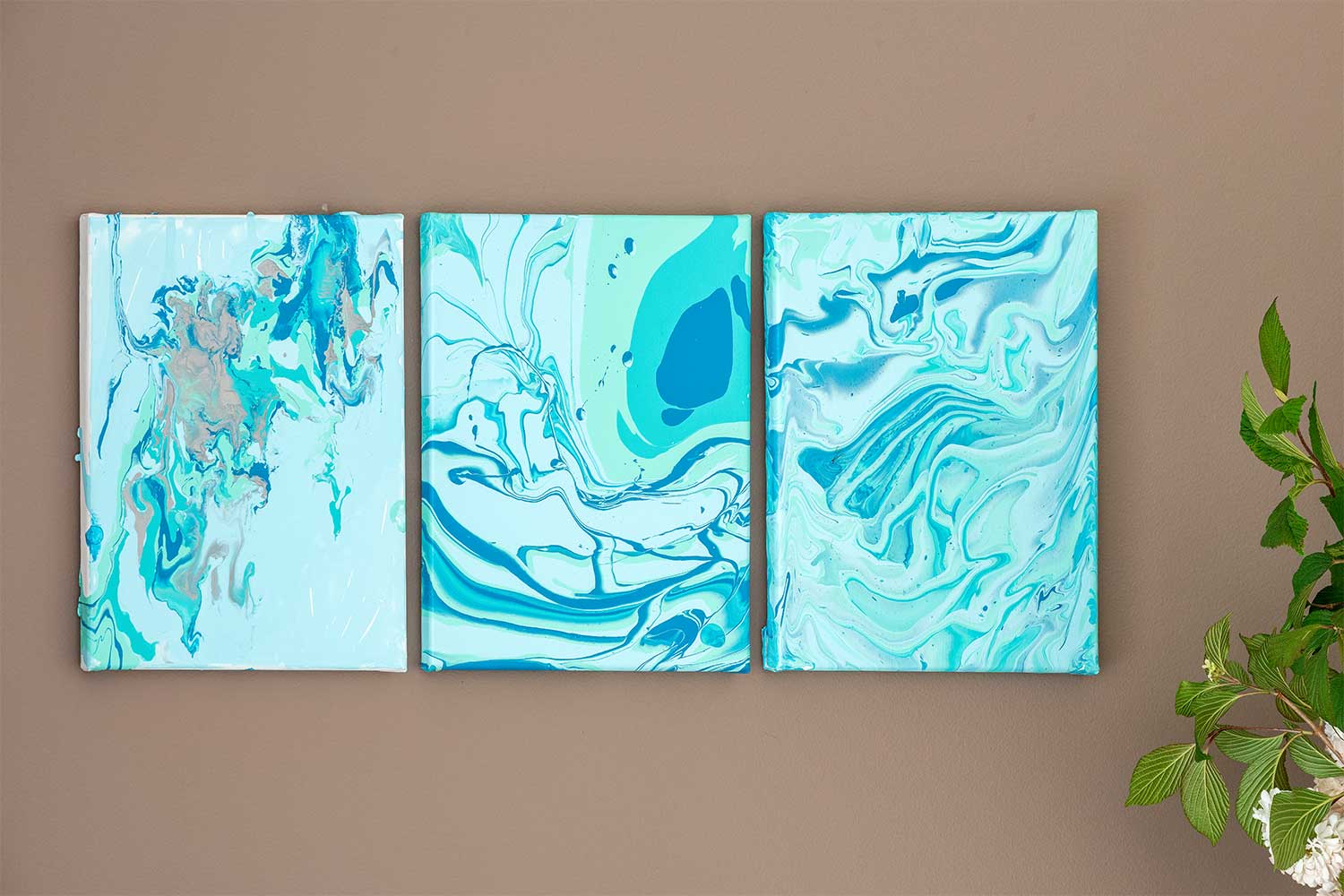 How to create a pour painting