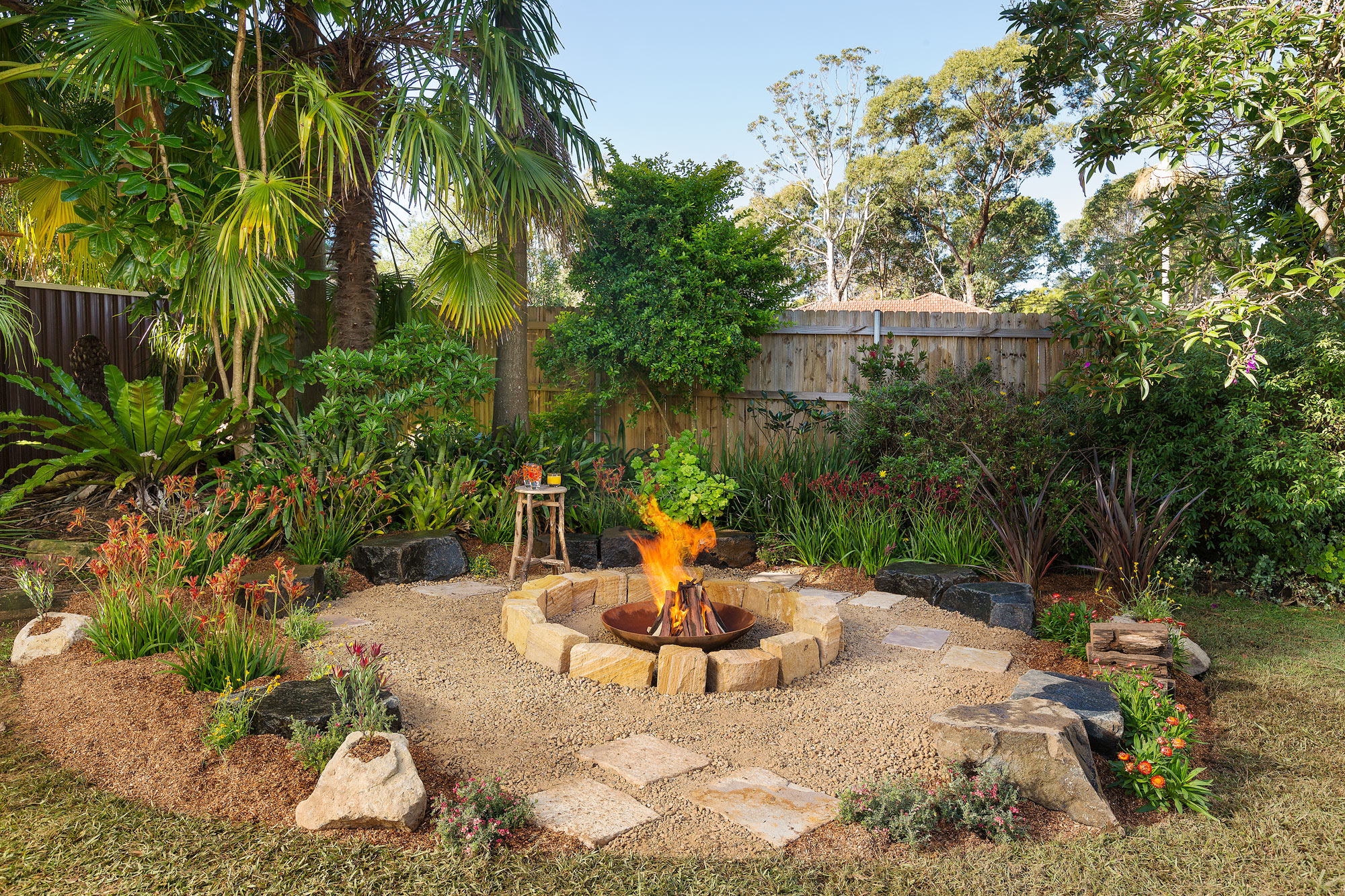 Make A Fire Pit In Your Backyard, Landscaping Around Fire Pit