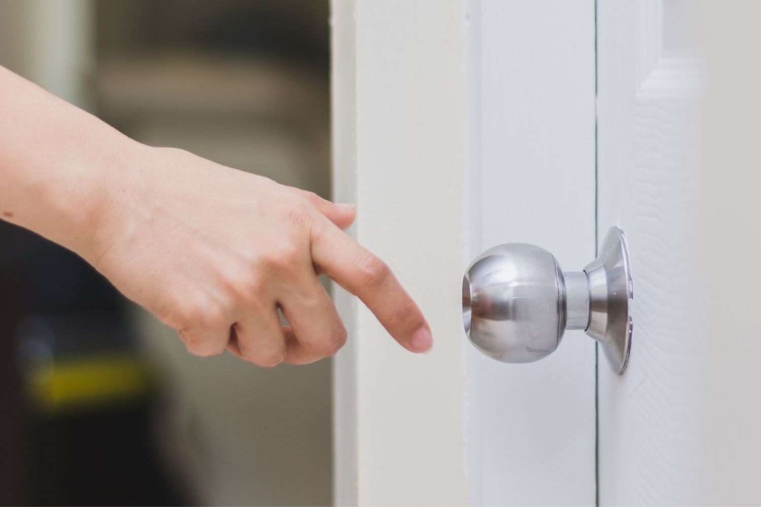 How to replace your door handle | Better Homes and Gardens