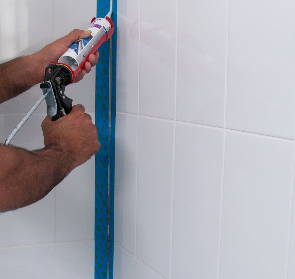 how to prevent mould in bathroom silicone
