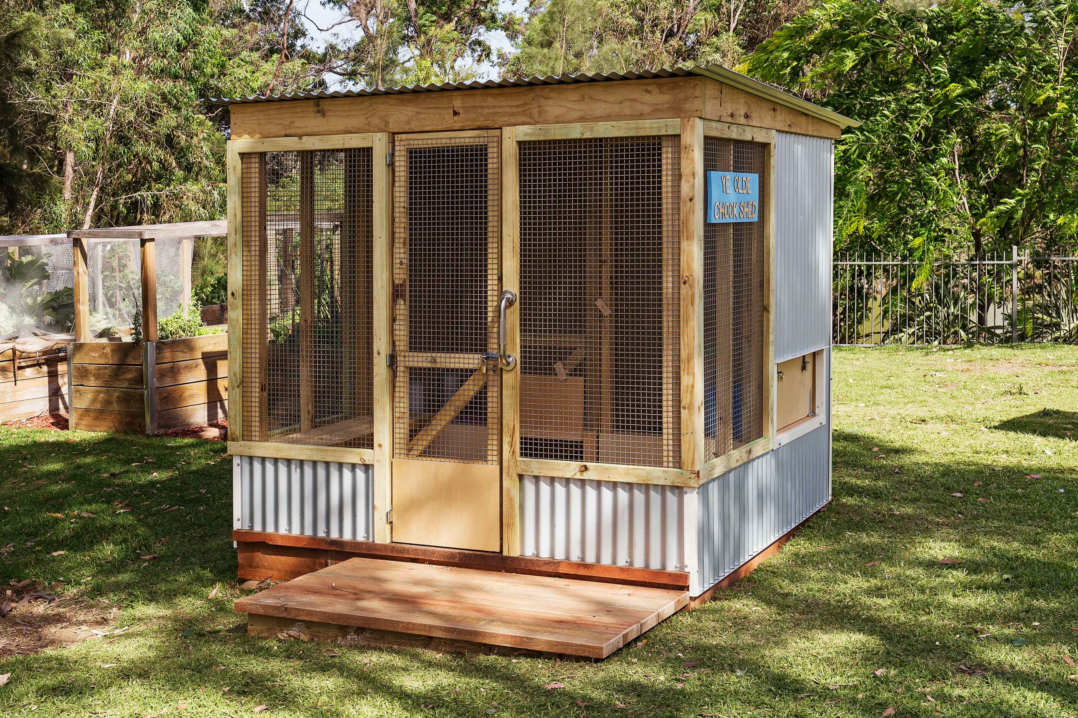 How to make the DIY chicken shed of your chook's dreams | Better Homes ...