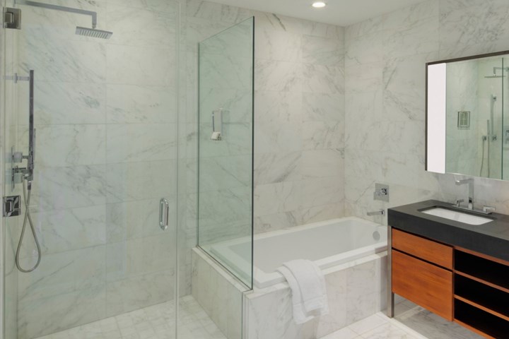 10 Best Small Bath Ideas Better Homes, Bathtub Options Small Bathroom