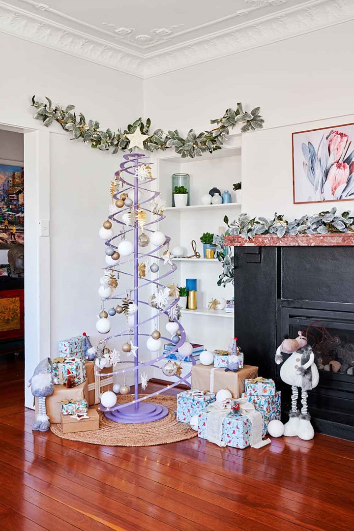 How To Build A Spiral Christmas Tree Better Homes And Gardens