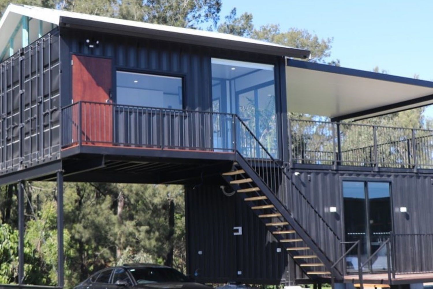 40ft Shipping Container Home Layout: Discover the Ingenious Design!