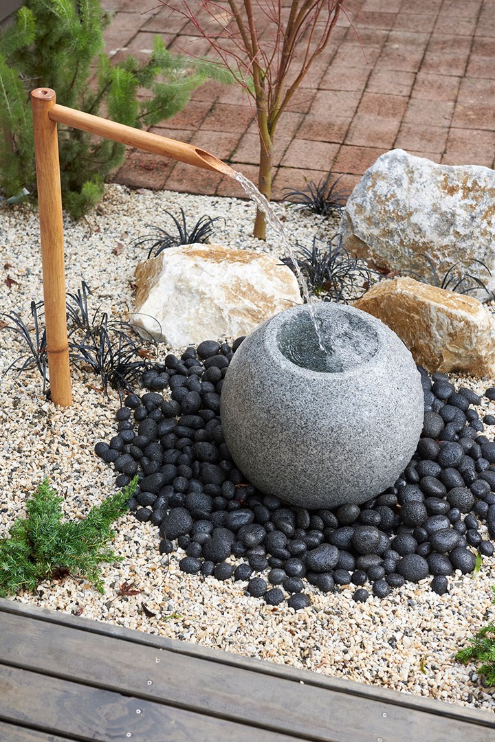 Zen Modern Water Feature - Lotus Gardenscapes