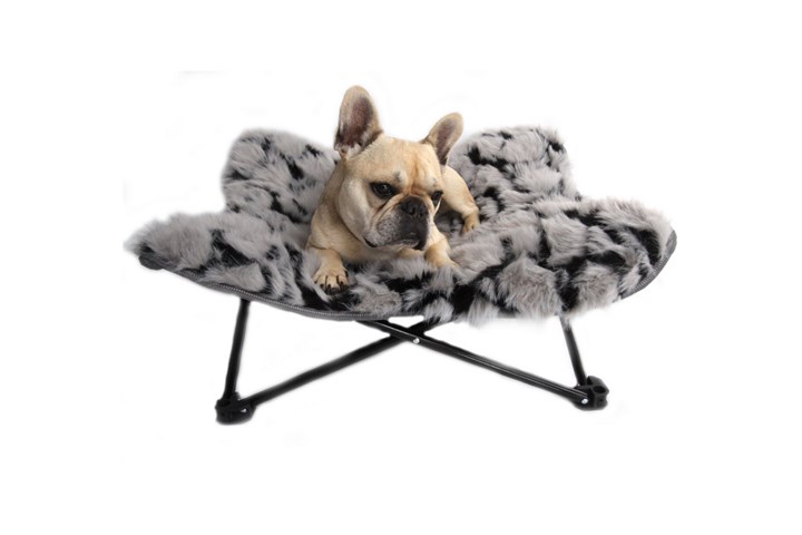 https://www.modernpet.com.au/collections/dog-beds/products/t-s-nordic-butterfly-raised-dog-bed