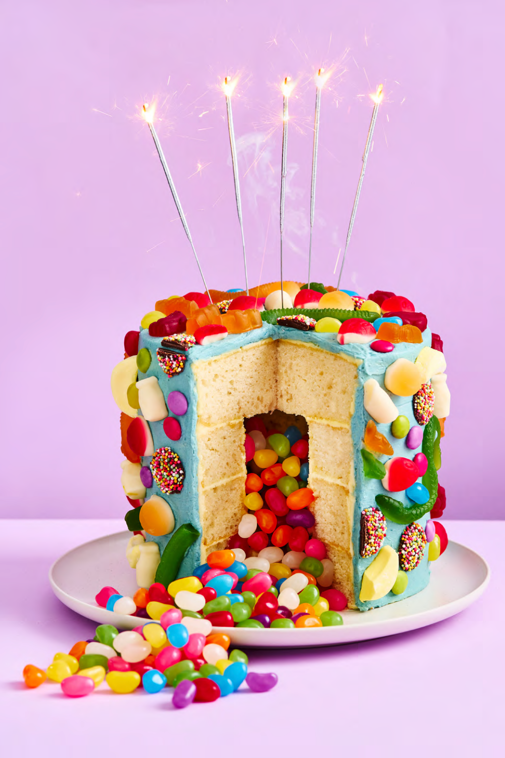 Lollies Overload Birthday Cake – Sweet Things Savoury