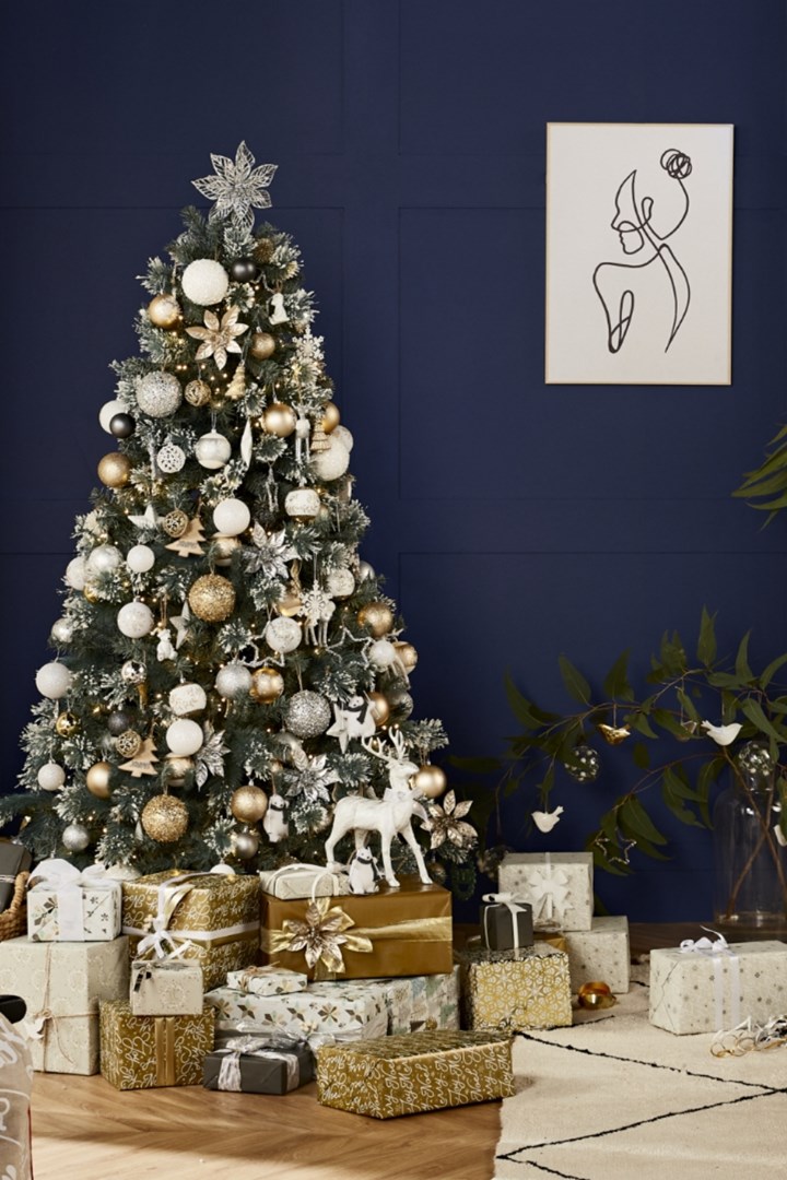Big W Christmas decorations for 2021 | Better Homes and Gardens