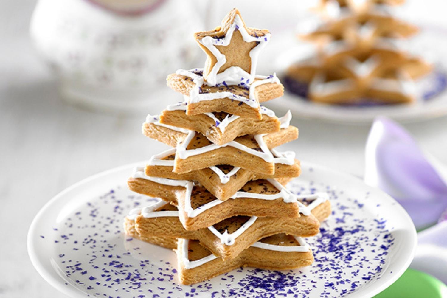 Gingerbread Christmas trees recipe Recipe | Better Homes and Gardens
