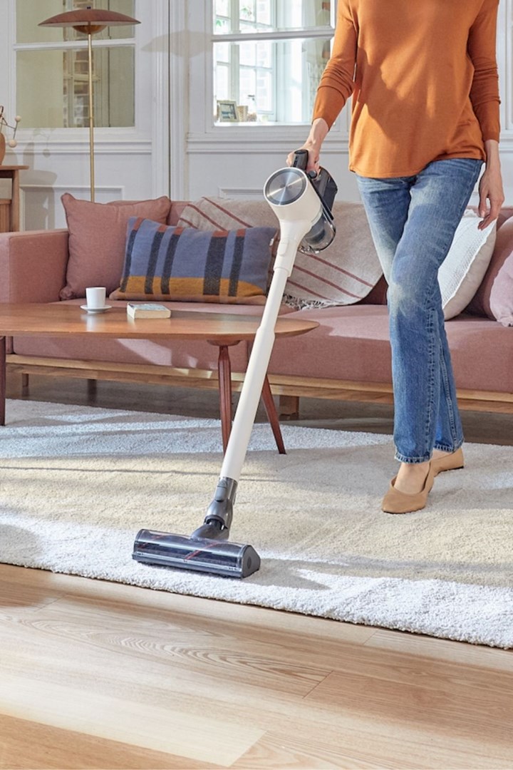 The Best Stick Vacuums To Under, Best Stick Vacuums For Hardwood