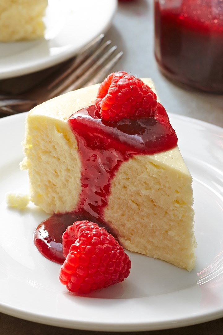 Slow cooker lemon-raspberry cheesecake