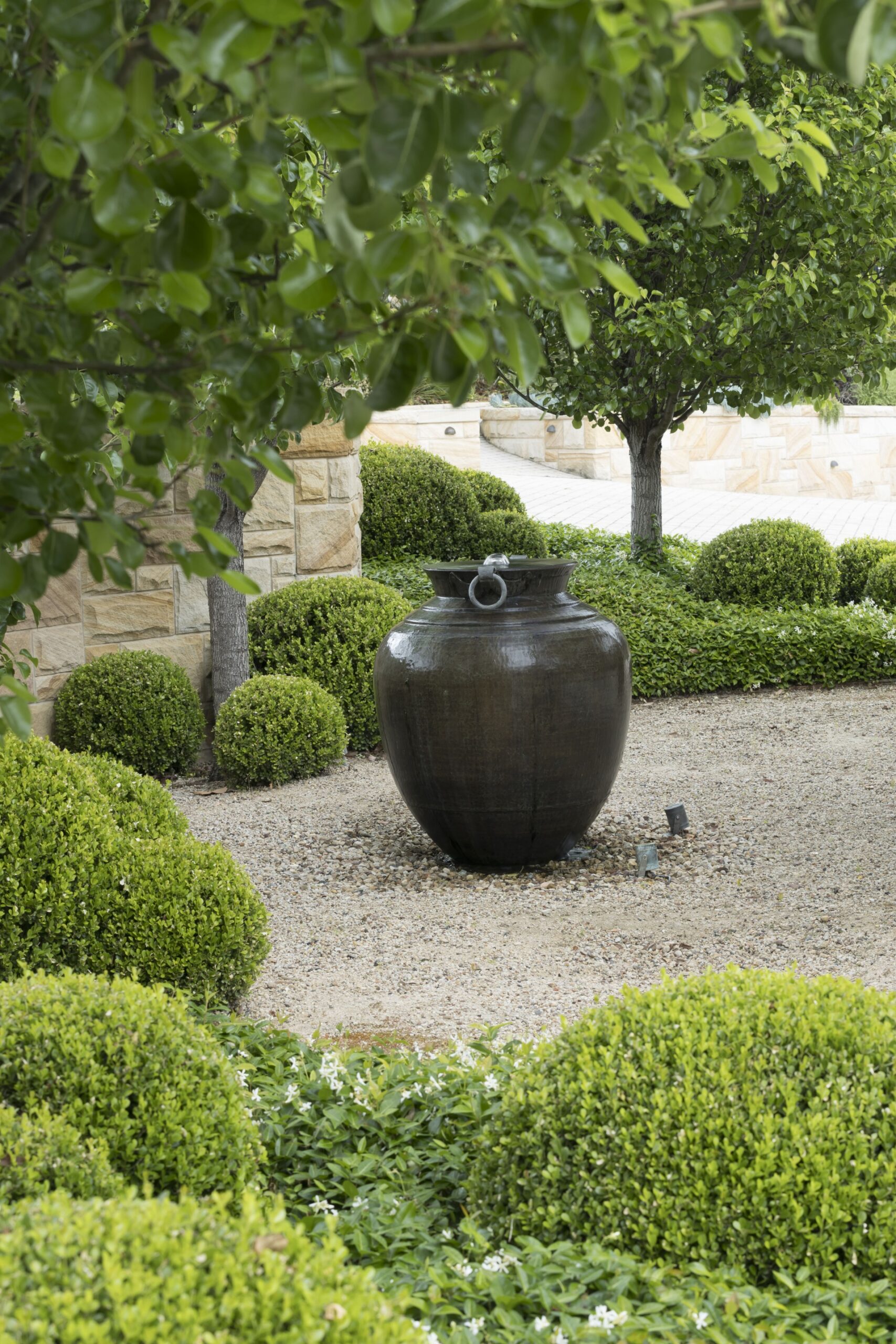 How to create a Mediterranean garden