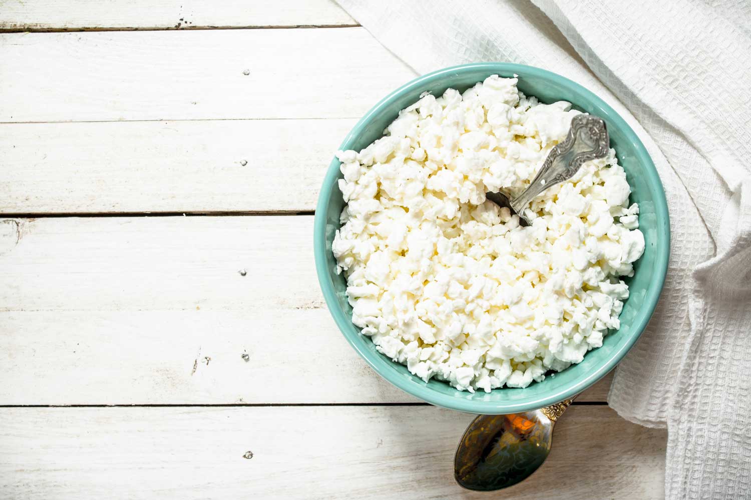 Study Finds Eating Cottage Cheese Before Bed Can Lead To Weight Loss