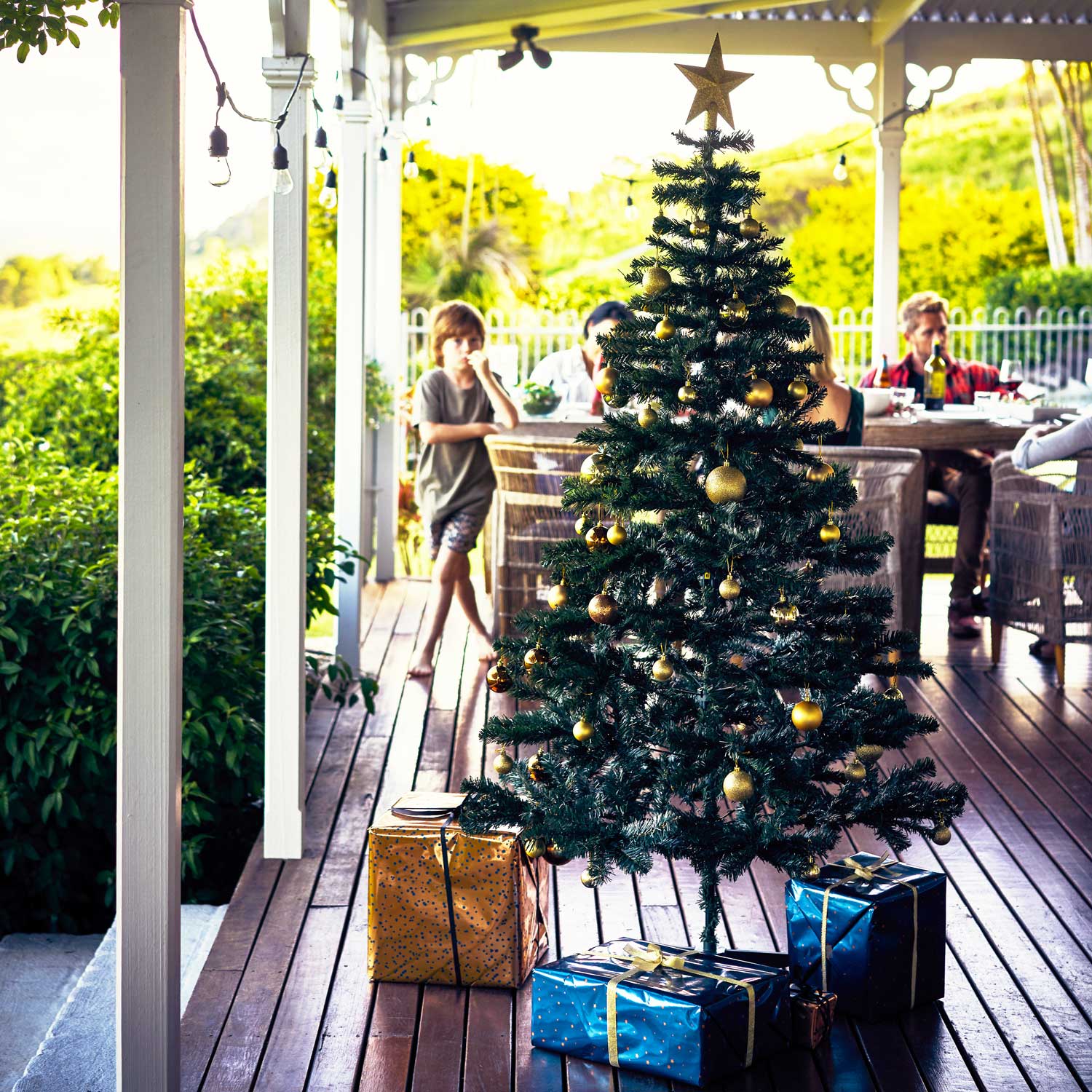 The best way to stow your Christmas tree | Better Homes and Gardens