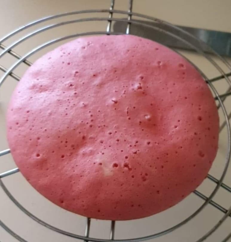 Rainbow Cake red layer