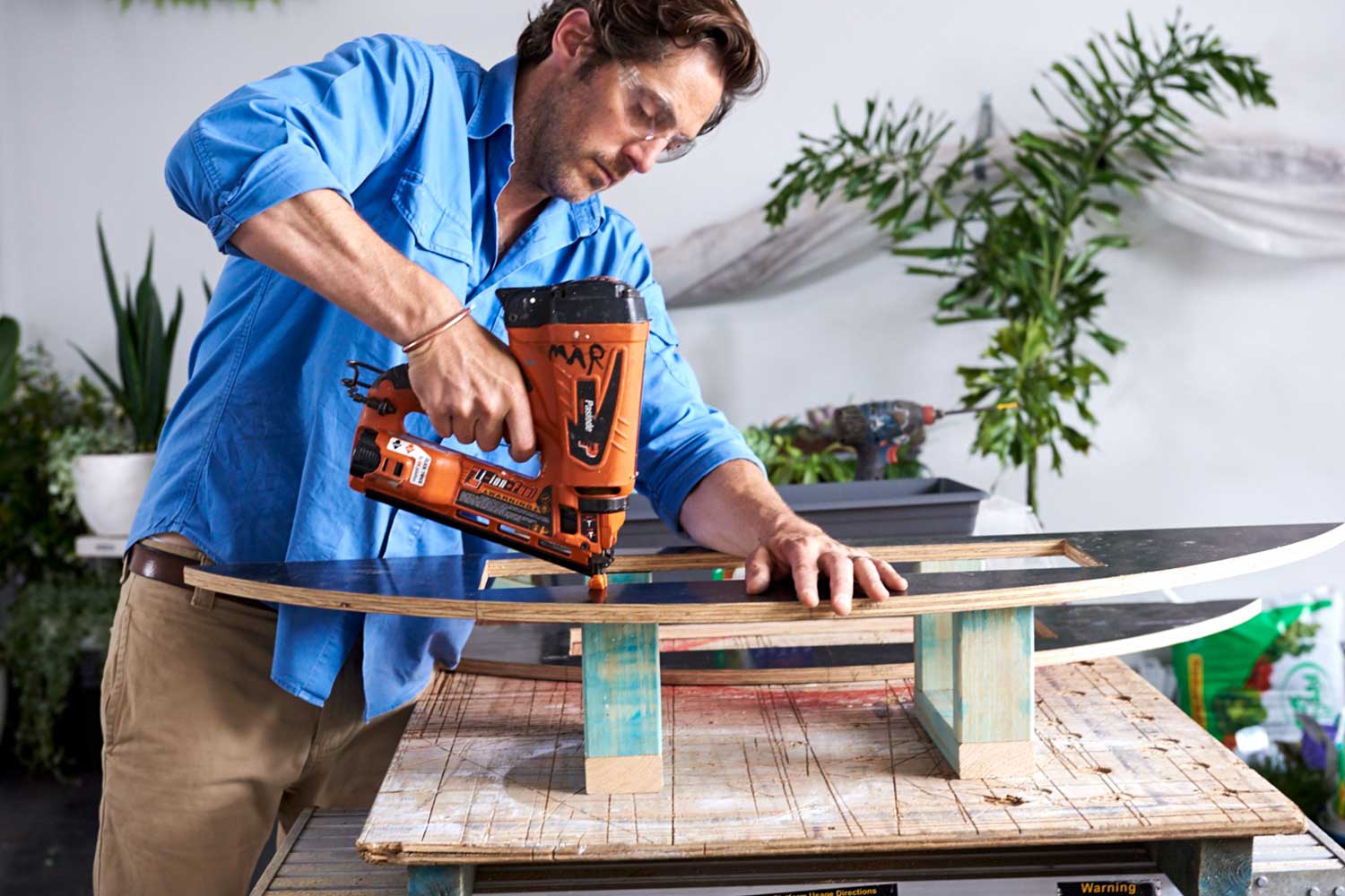 Easy steps to build a wall planter