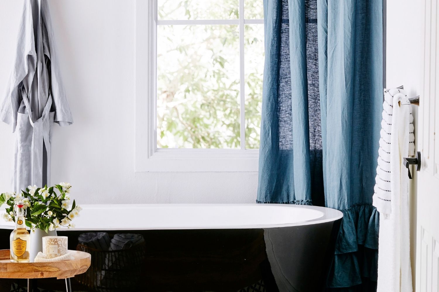 How to make your bathroom warmer: Winter proof your bathroom | Better ...