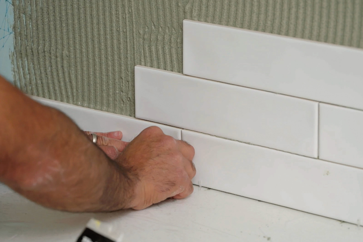 Tiling a wall for beginners Better Homes and Gardens