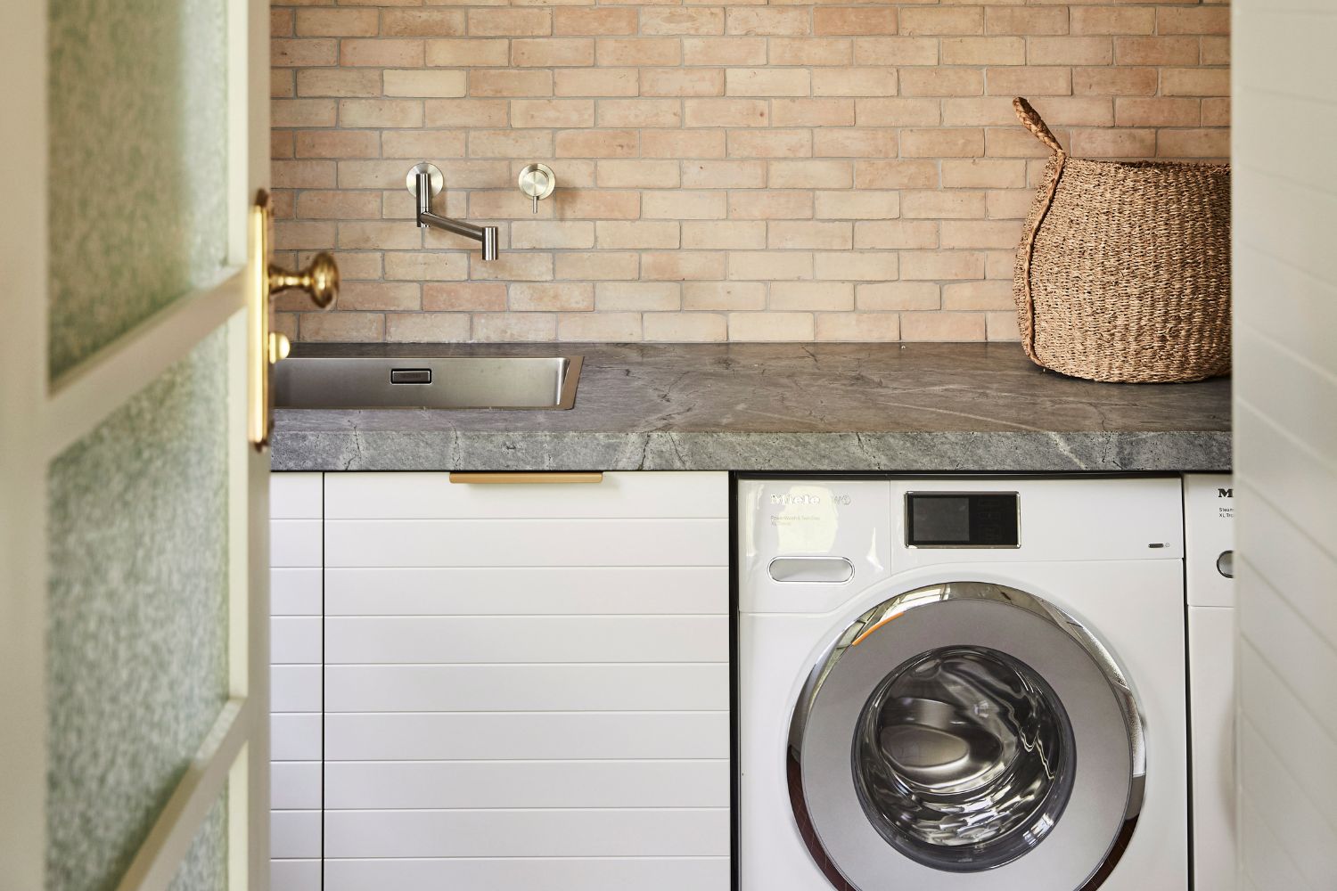 10 of our favourite top-rated front loader washing machines