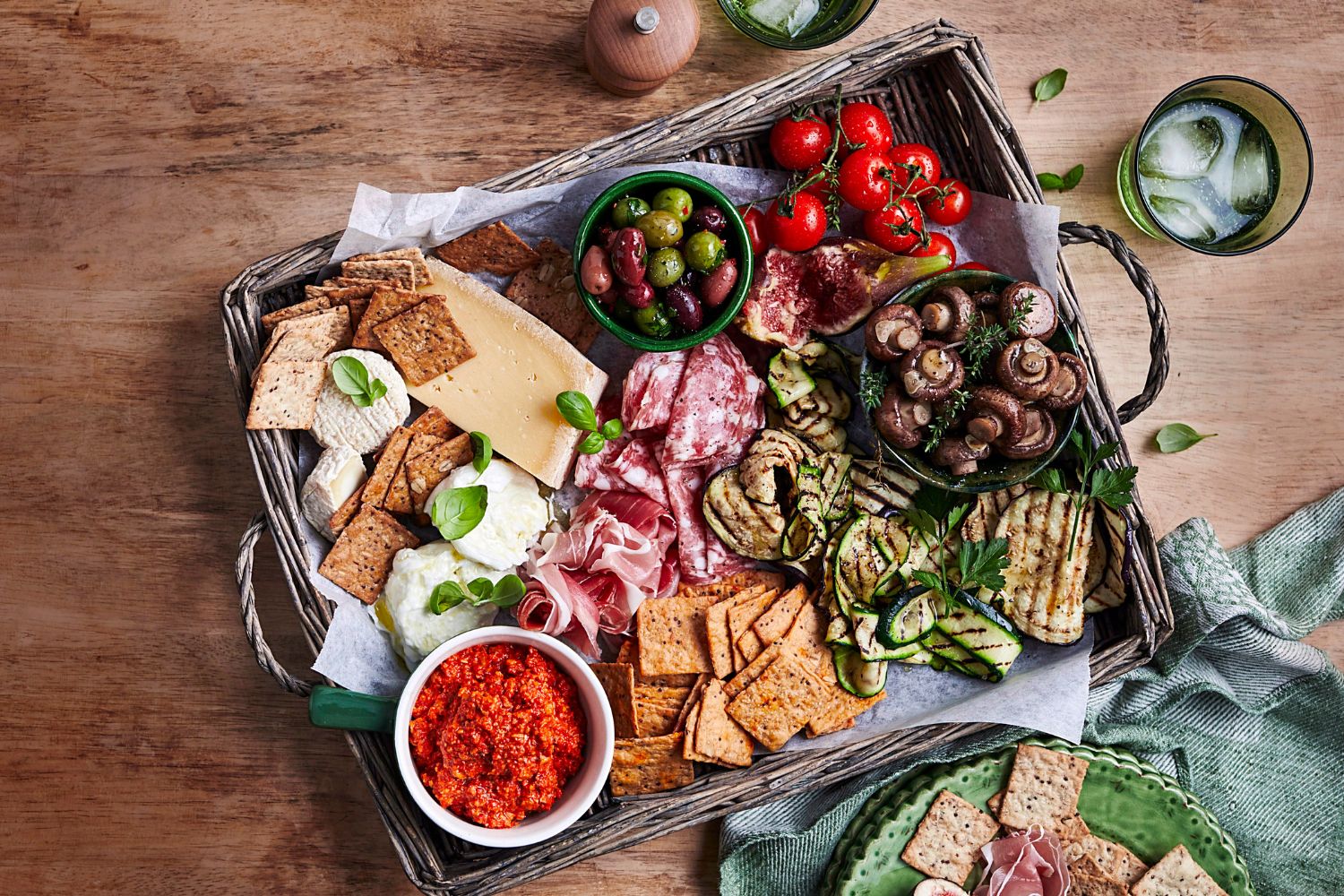antipasto-platter