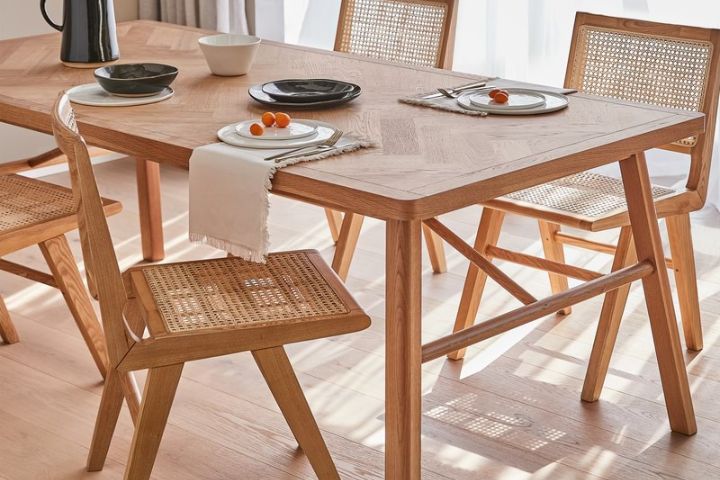 Tilda Dining Table